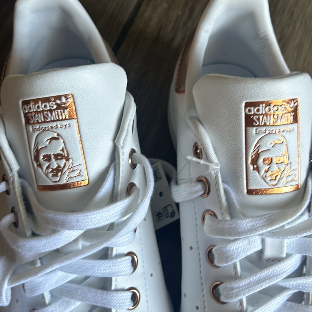 Adidas shoes - Picture 4 of 6